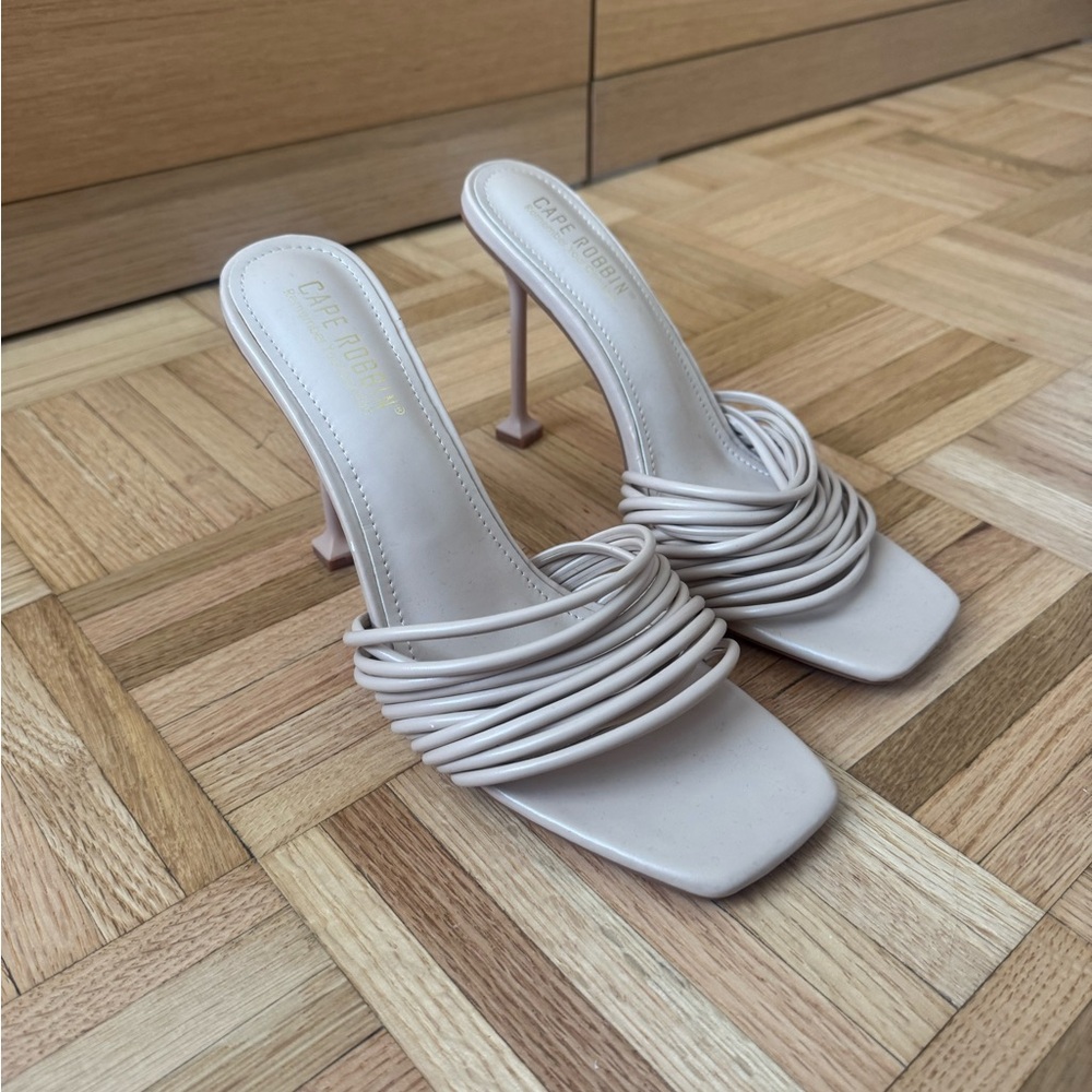Cape Robbin Cream Heeled Sandals